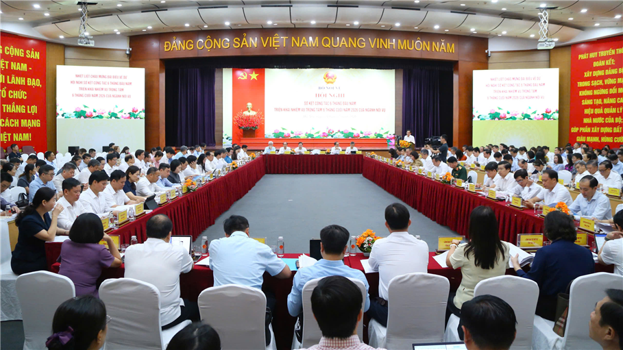 Công tác xây dựng thể chế, chính sách của Bộ Nội vụ 6 tháng đầu năm 2026 và nhiệm vụ trọng tâm thời gian tới